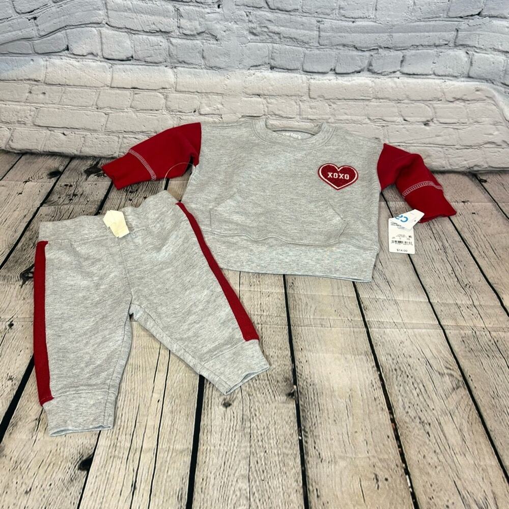 Carter’s XOXO Baby Crewneck and Pant Set